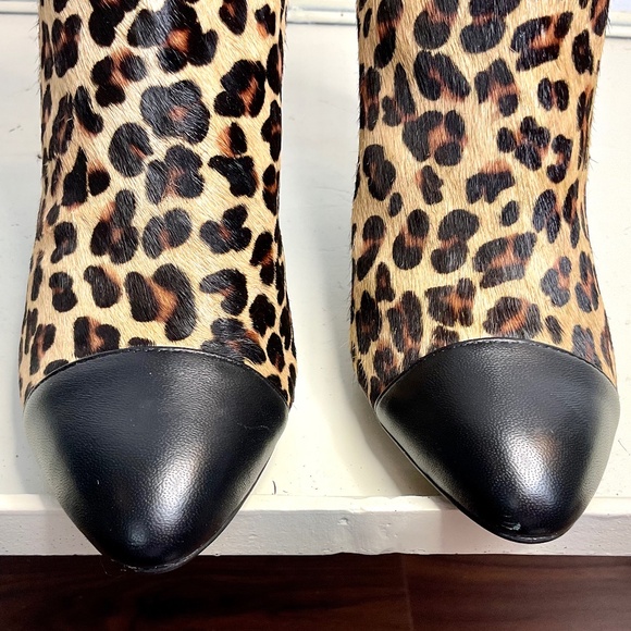Sofft Boots Womens Size 6.5 Makayla Ankle Boot Black Leather Pointed Zip Leopard - Picture 7 of 15